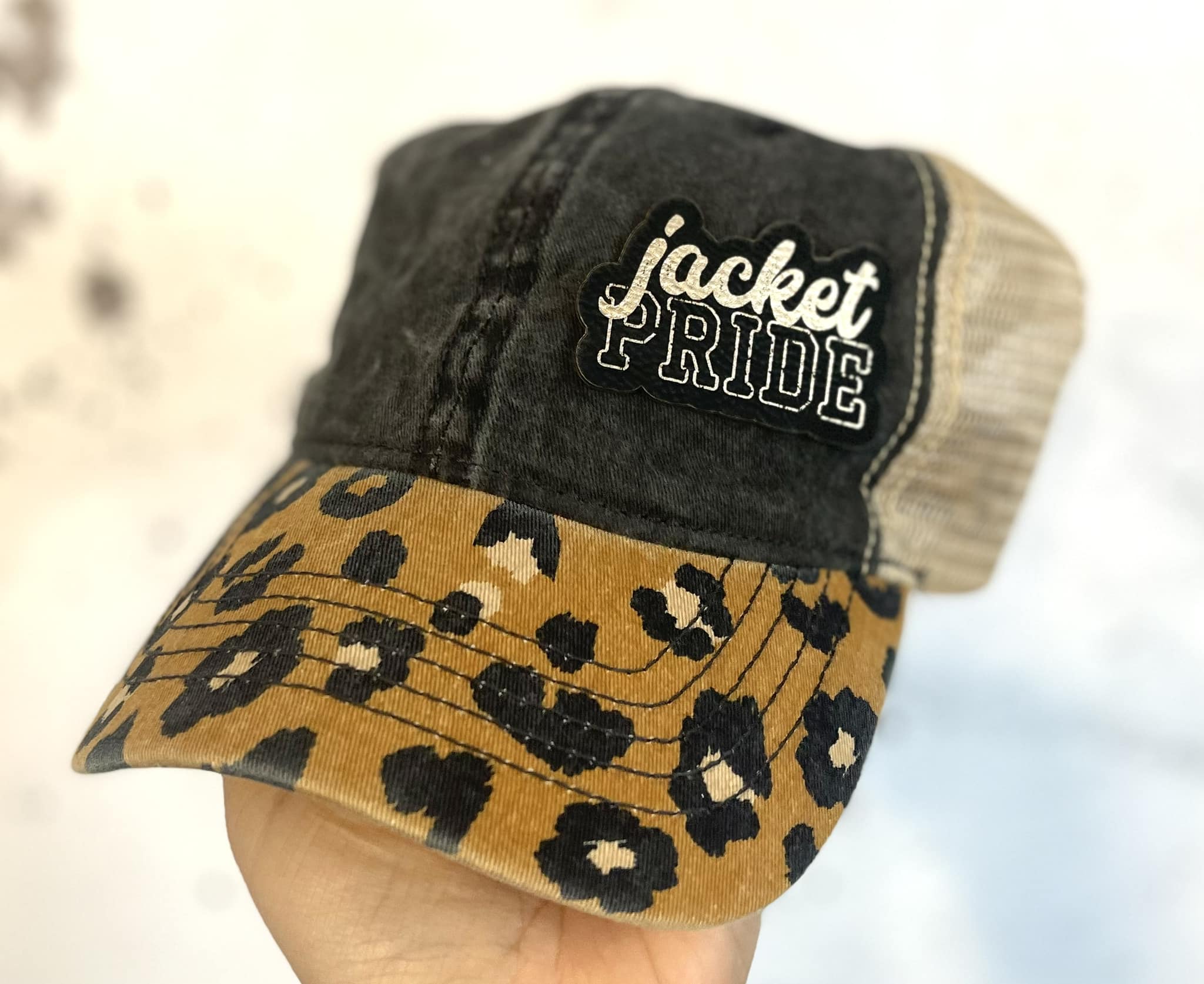 Jacket Pride leopard baseball cap ponytail