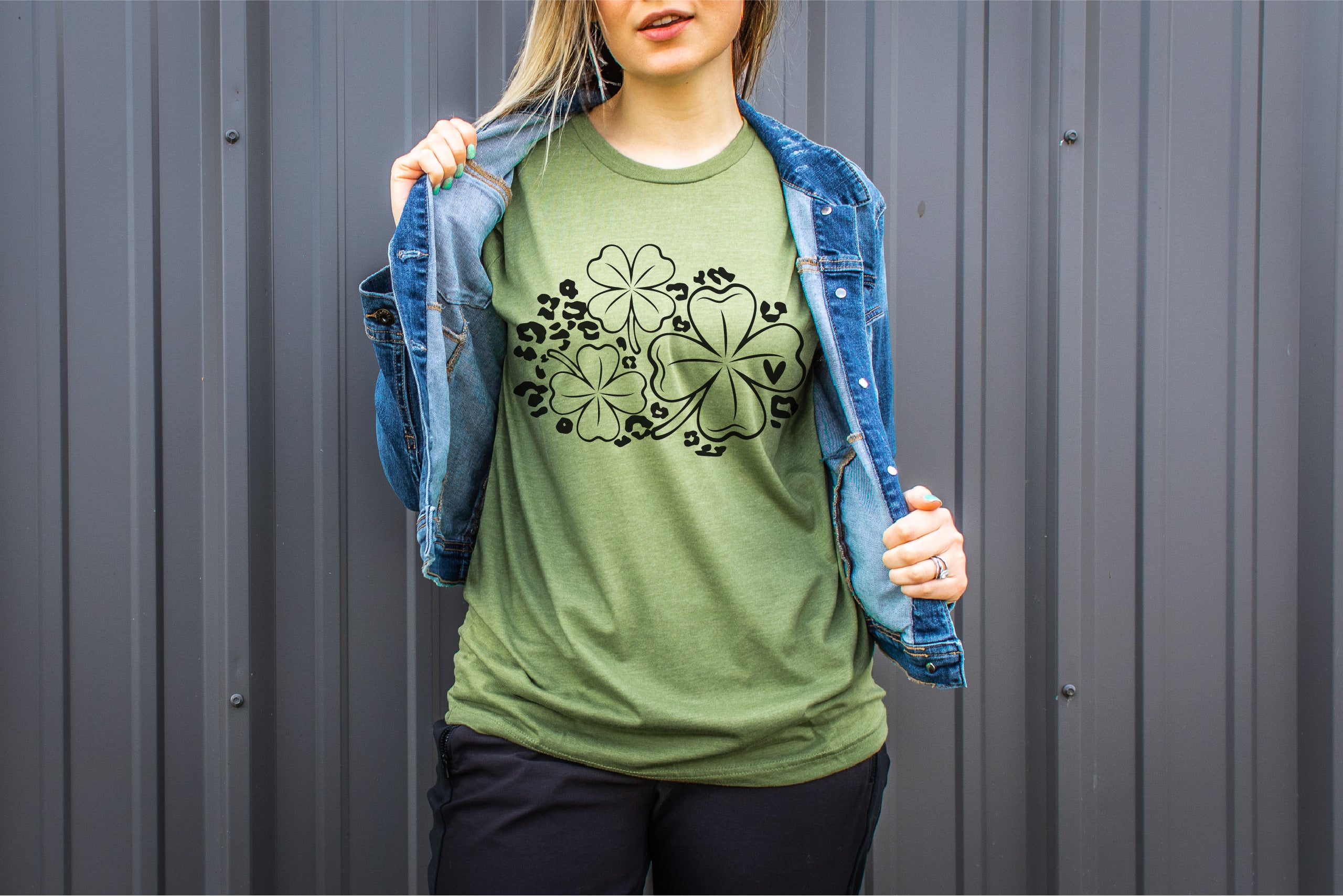 Leopard Clover design on unisex tee