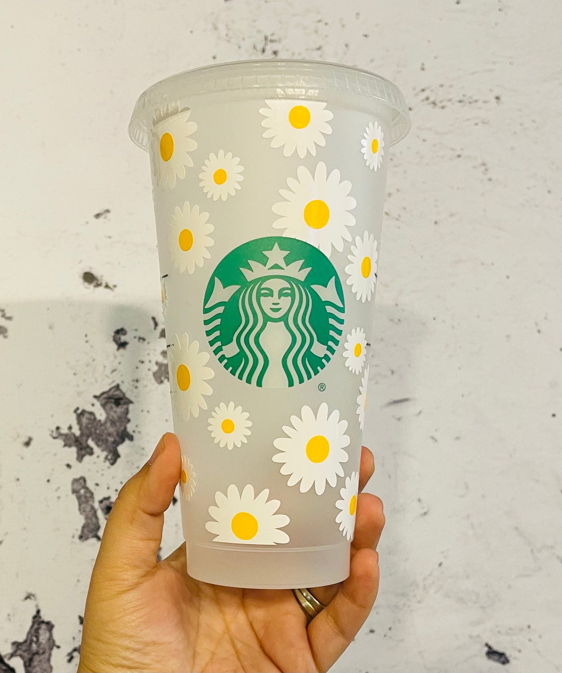 White Daisy full wrap Starbucks cup reusable cup – 417 Designs LLC